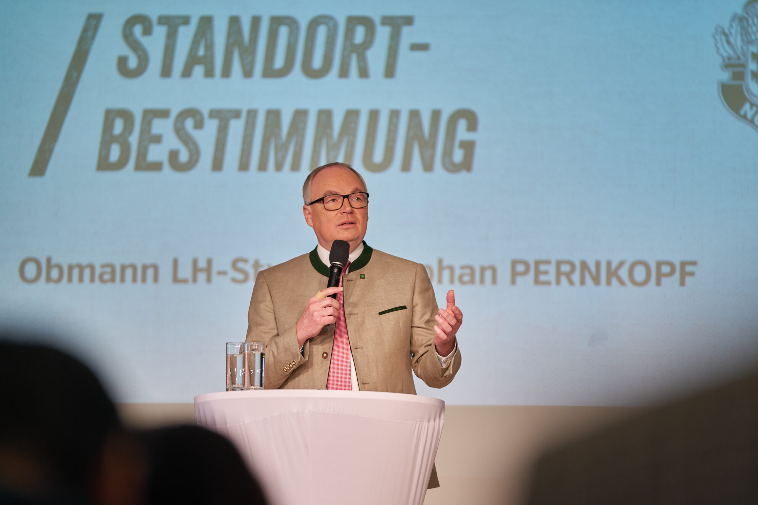 NÖ Bauernbundobmann LH-Stv. Stephan Pernkopf setzt sich für die Inflationsanpassung der EU-Agrargelder ein.