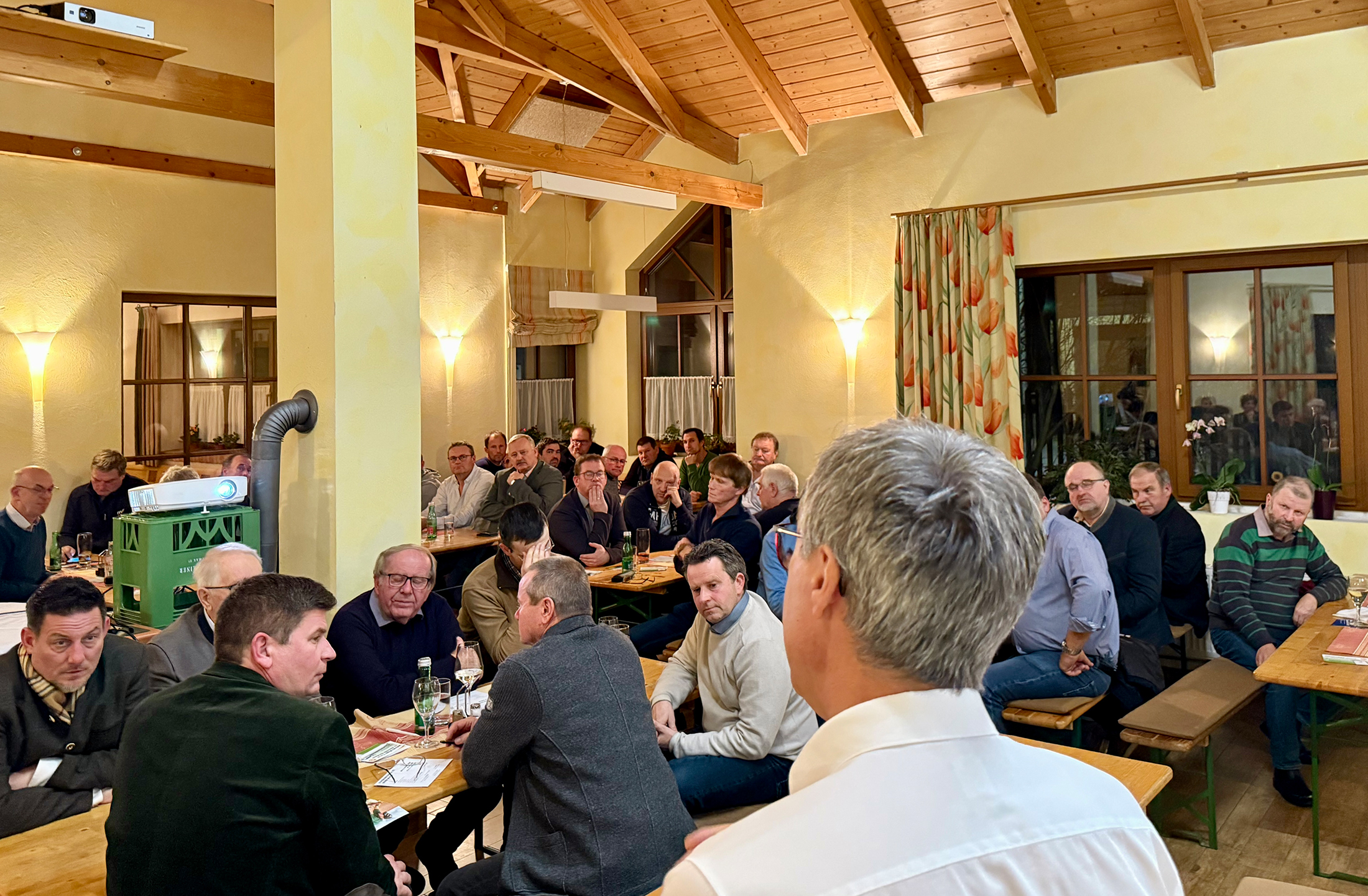 Bauernbundpräsident Georg Strasser fordert faire Regelungen beim Pflanzenschutz.